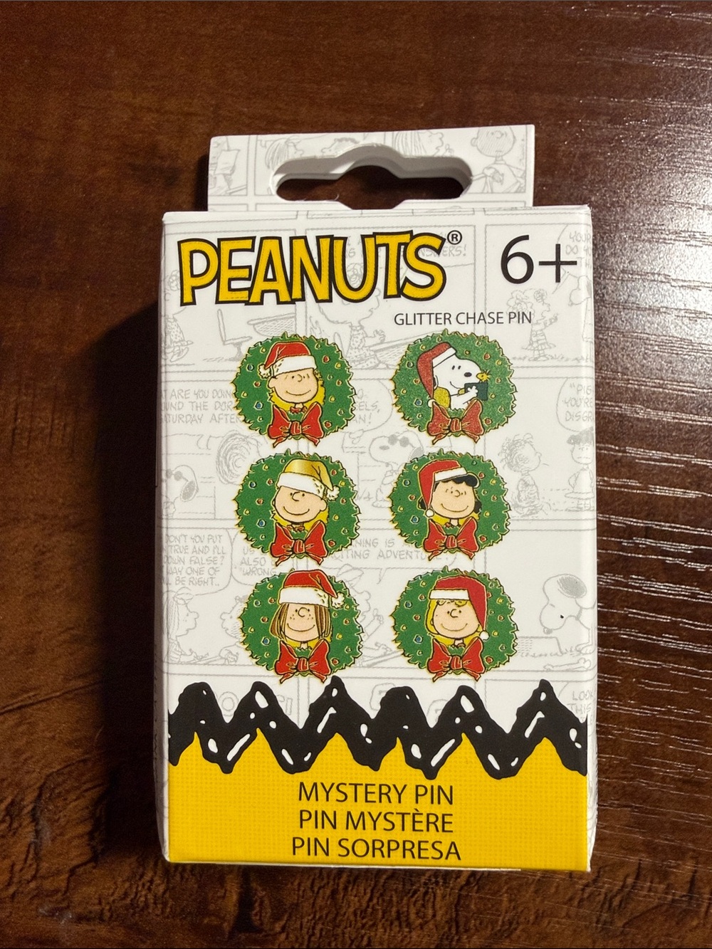 Loungefly Peanuts Holiday Wreath Glitter Pin - One Mystery Pin *Sealed in Box
